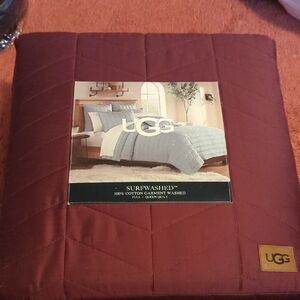 UGG Surfwashed Quilt - Rich Burgundy